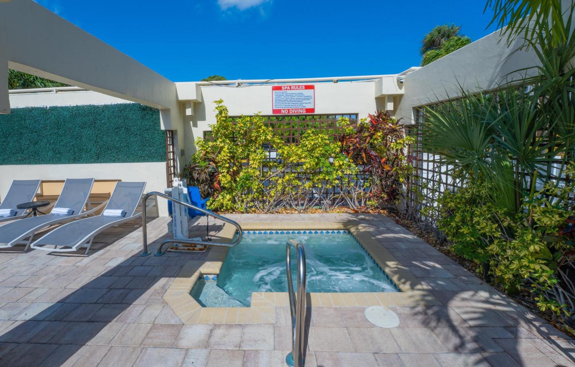 Hotel Boca Plaza Boca Ratón Exterior foto